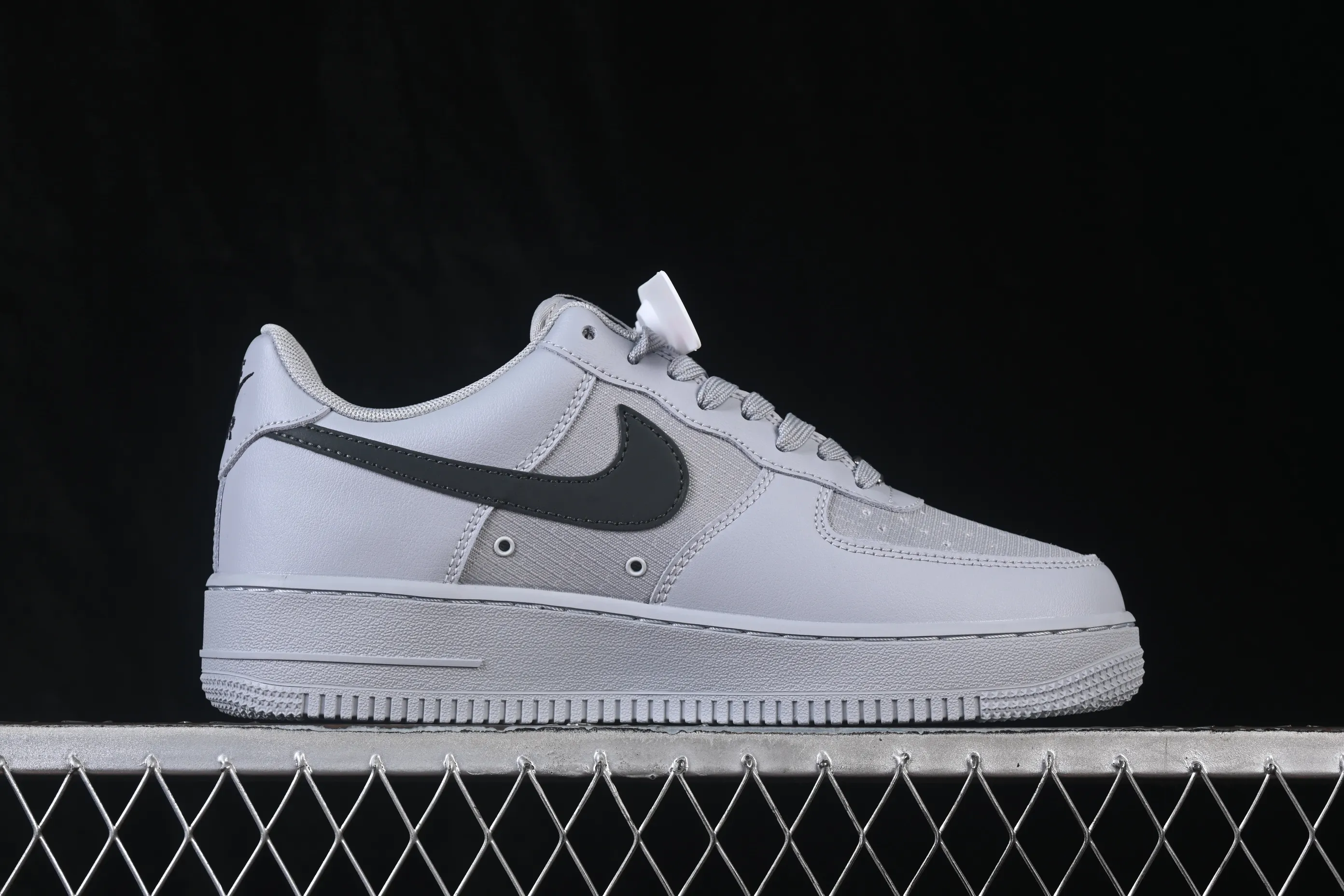 All categories Nk Air Force 1 Air Force series Nk Air Force 1 Low Air Force low-top Nike Air Force 1'07 Low Air Force 1 low-top casual sneakers IR0952-002
